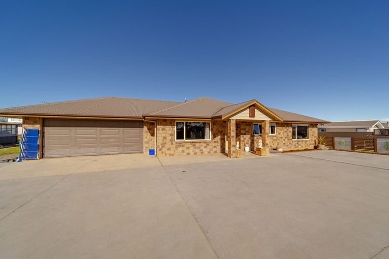 Photo of property in 9a Montgomery Street, Waipukurau, 4200