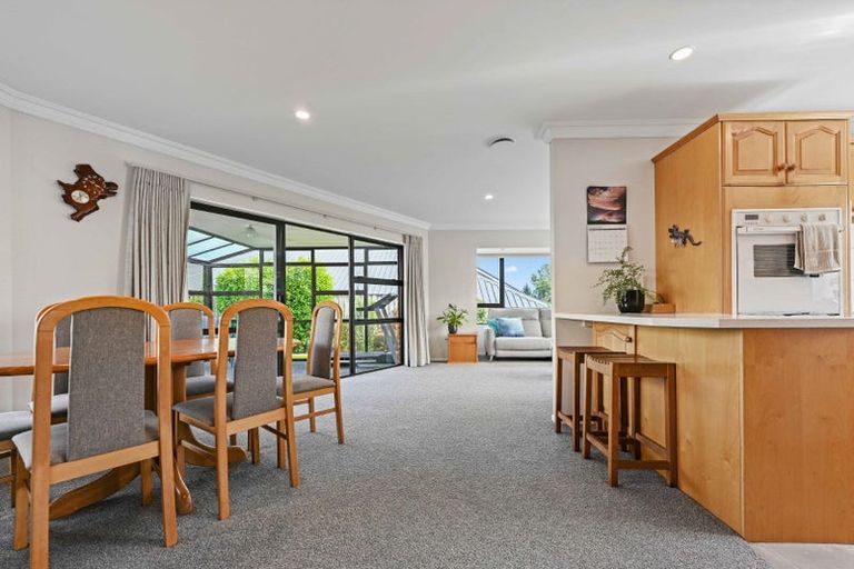 Photo of property in 19 Dallinger Street, St Andrews, Hamilton, 3200