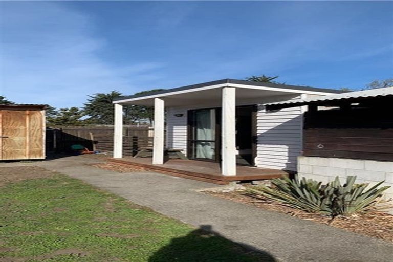 Photo of property in 8 Heyders Road, Spencerville, Christchurch, 8083