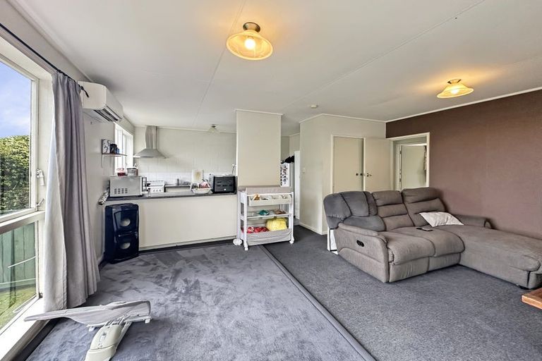 Photo of property in 10a Camellia Terrace, Maungaraki, Lower Hutt, 5010