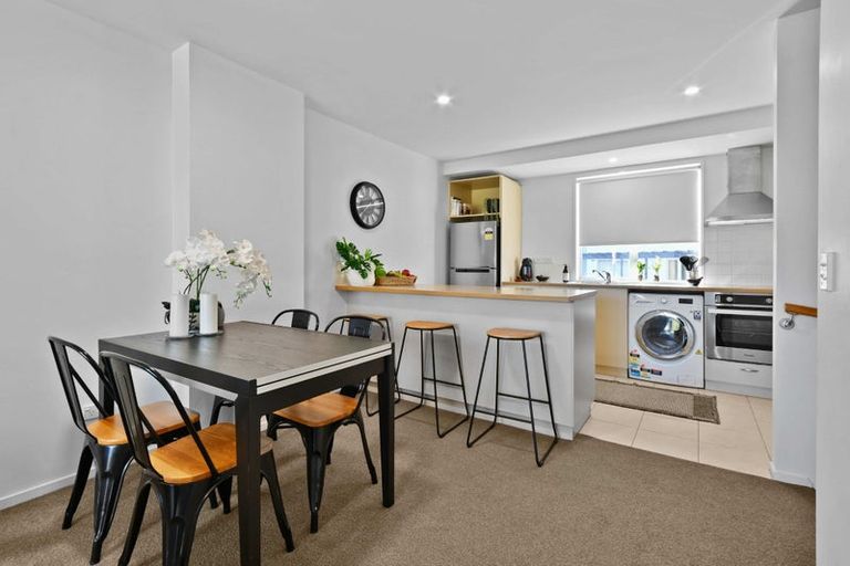 Photo of property in 5 Opito Way, East Tamaki, Auckland, 2013