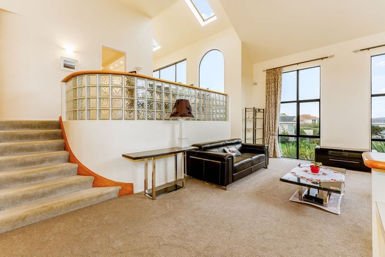 Photo of property in 14 Portage Place, Whitby, Porirua, 5024