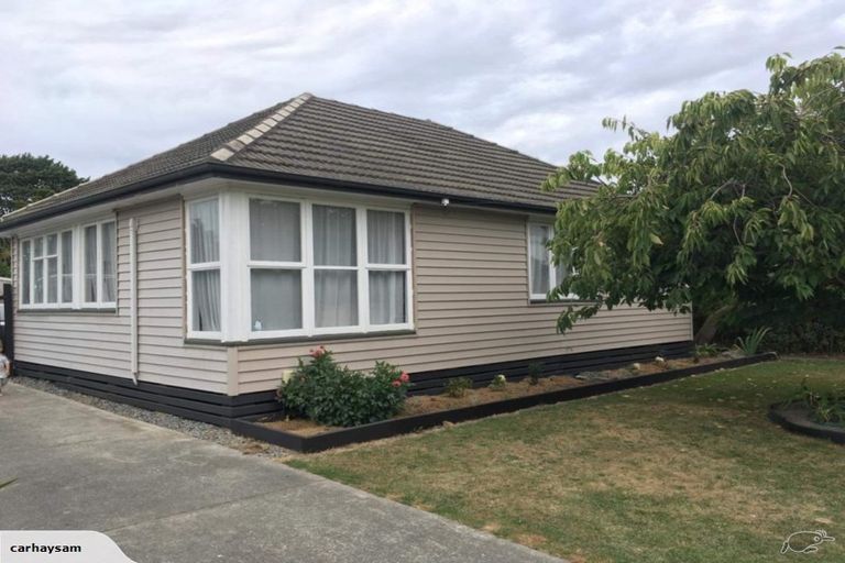 Photo of property in 10 Camden Street, Northcote, Christchurch, 8052