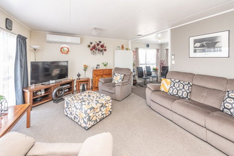 Photo of property in 15 Ward Street, Aramoho, Whanganui, 4500