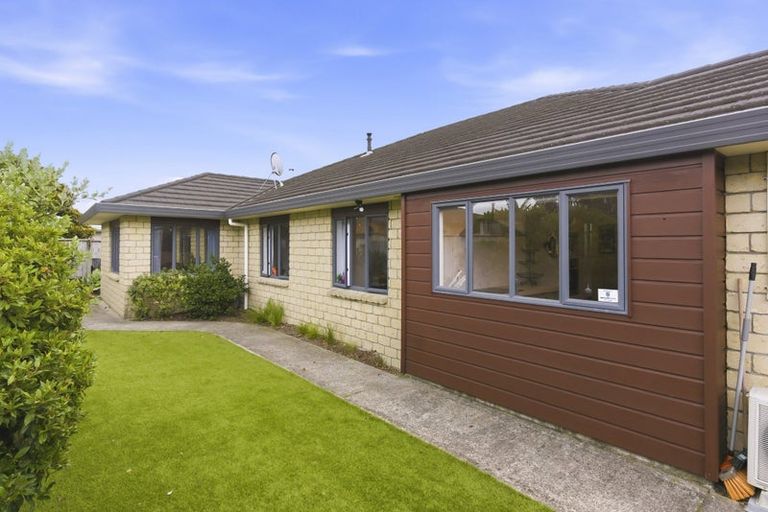 Photo of property in 90 Regent Drive, Paraparaumu Beach, Paraparaumu, 5032
