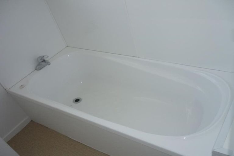 Photo of property in 12 Romilly Court, Papakura, 2110