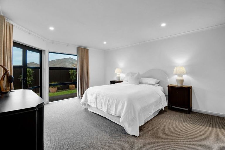 Photo of property in 81 Pacific Drive, Fitzherbert, Palmerston North, 4410