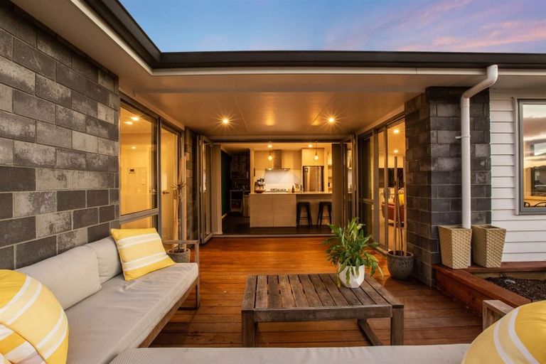 Photo of property in 89 John Burke Drive, Aotea, Porirua, 5024