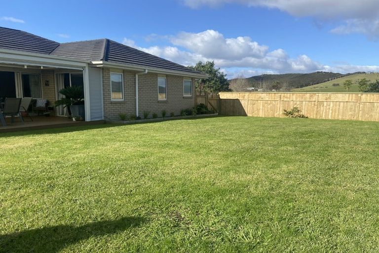 Photo of property in 10 Captains Loop, Haruru, 0204