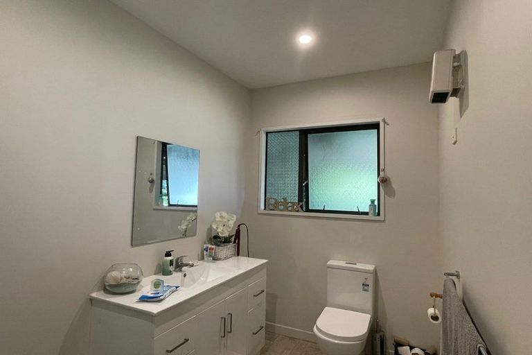 Photo of property in 18 Saint Lukes Street, Woolston, Christchurch, 8062