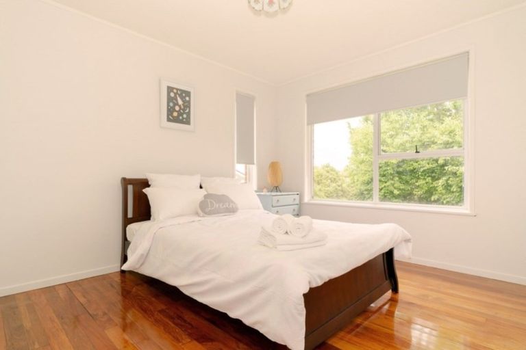 Photo of property in 22 Morriggia Place, Bayview, Auckland, 0629