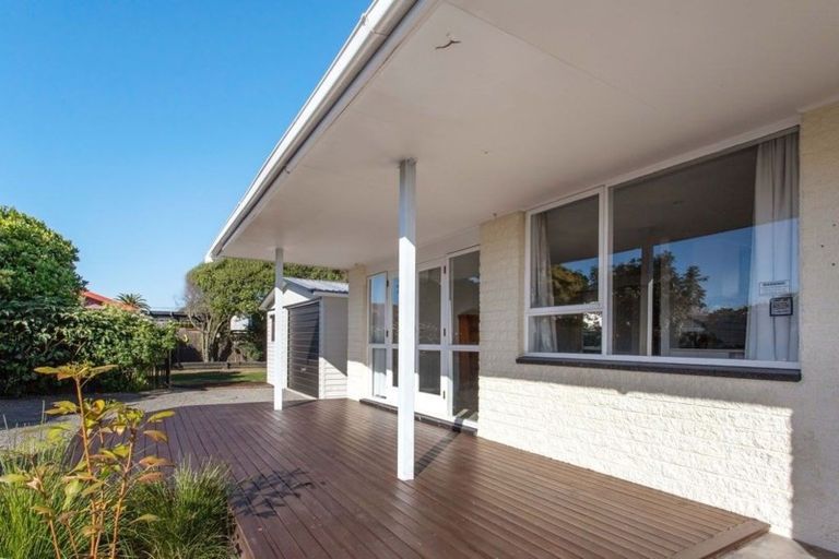 Photo of property in 15 Eros Place, North New Brighton, Christchurch, 8083