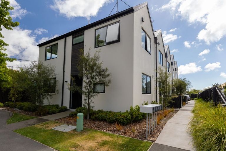 Photo of property in 3/77 Southampton Street, Sydenham, Christchurch, 8023