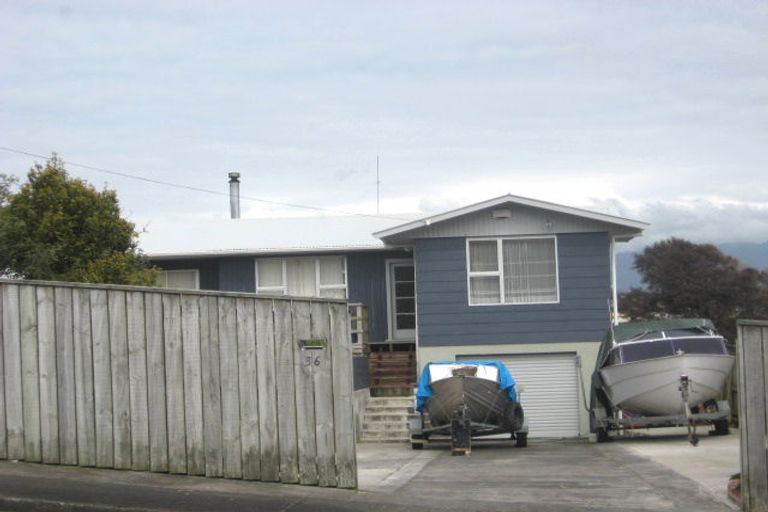 Photo of property in 36 Simons Street, Moturoa, New Plymouth, 4310