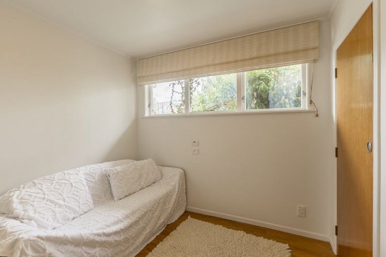 Photo of property in 12 Kowhai Grove, Raumati Beach, Paraparaumu, 5032