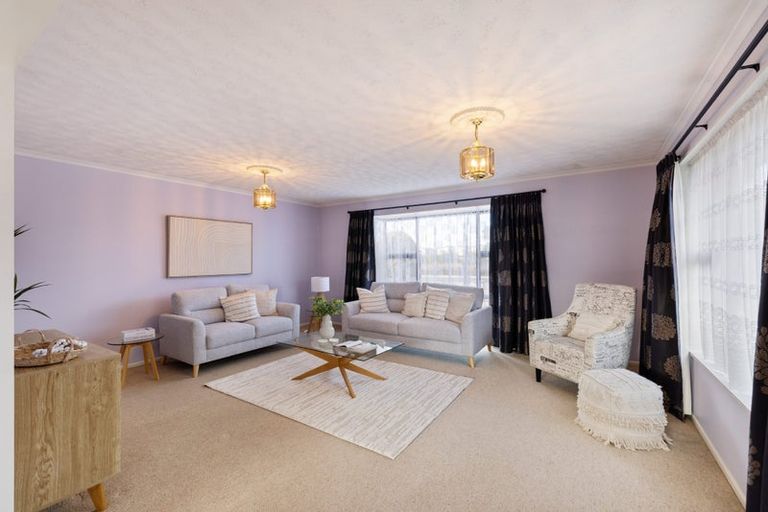 Photo of property in 121 Prestons Road, Redwood, Christchurch, 8051