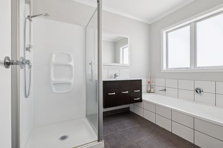 Photo of property in 42 Gibson Road, Tuakau, 2121