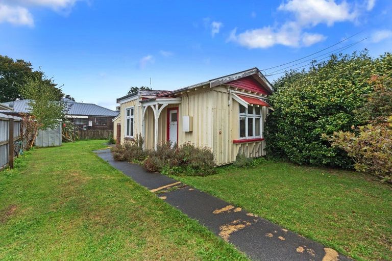Photo of property in 12 Somerset Crescent, Spreydon, Christchurch, 8024