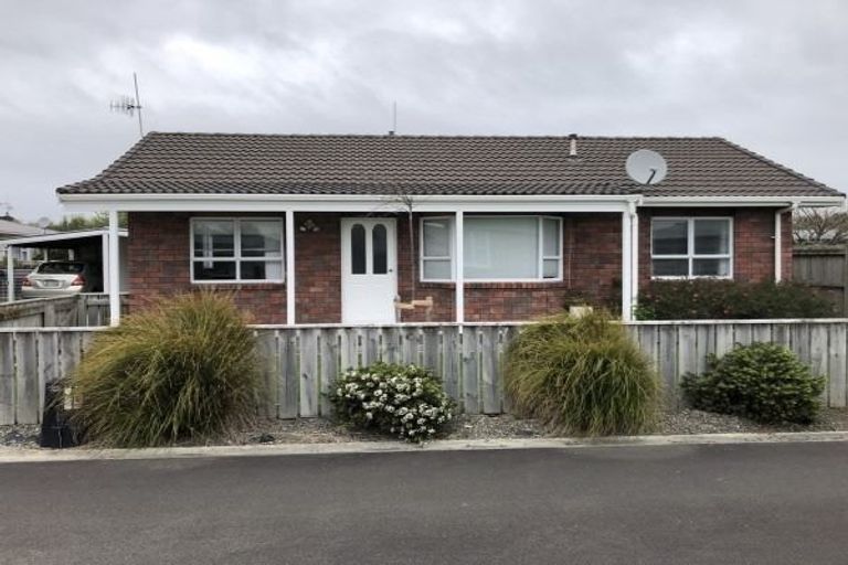 Photo of property in 3 Gibson Court, Roslyn, Palmerston North, 4414