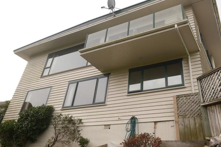 Photo of property in 45 Maungaraki Road, Korokoro, Lower Hutt, 5012