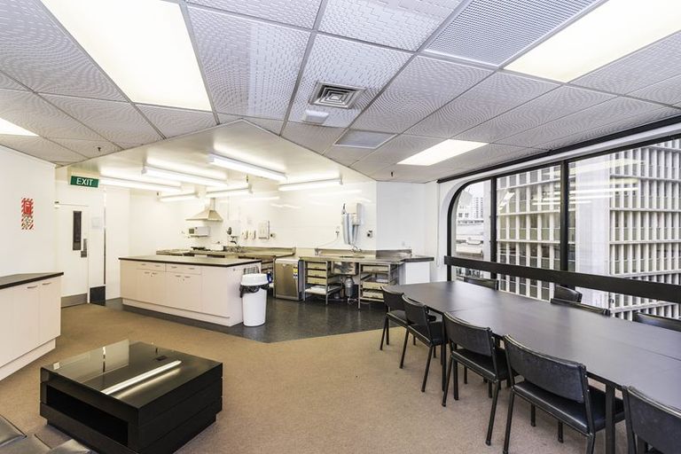 Photo of property in 238 Queen Street, Waimate, 7924