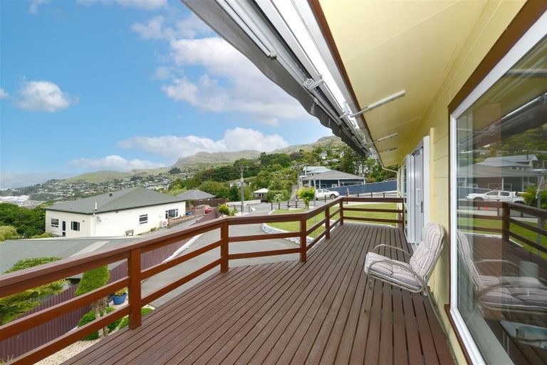 Photo of property in 82 Saint Davids Street, Lyttelton, 8082