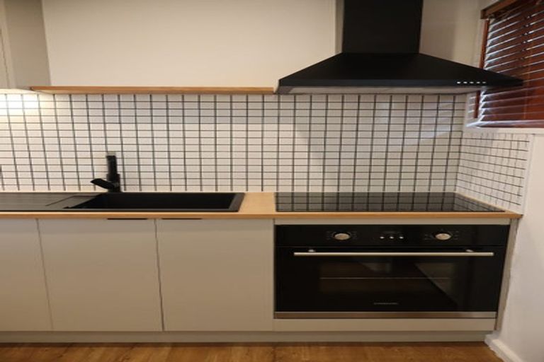 Photo of property in 2/8 Sylvan Street, Hillmorton, Christchurch, 8024