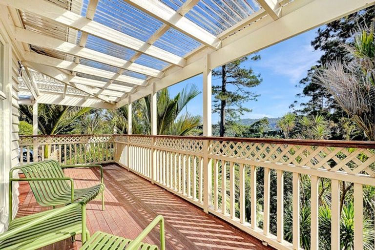 Photo of property in 665 South Titirangi Road, Titirangi, Auckland, 0604