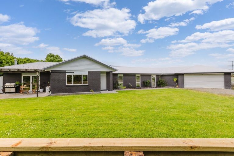 Photo of property in 69 Williams Road, Tokomaru, Palmerston North, 4474