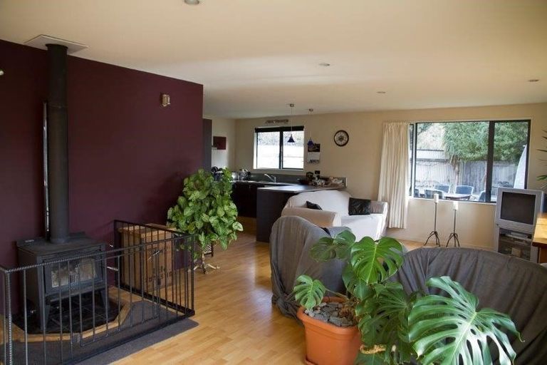 Photo of property in 18 Aspinall Street, Wanaka, 9305