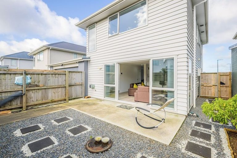 Photo of property in 14 Kauri Heart Avenue, Takanini, 2112