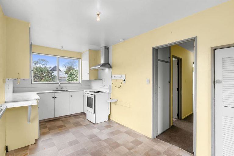 Photo of property in 1/136 Wainoni Road, Avondale, Christchurch, 8061