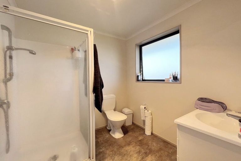 Photo of property in 11b Sharaleigh Place, Grandview Heights, Hamilton, 3200