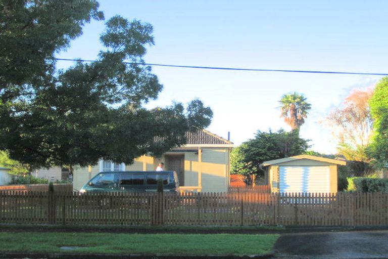 Photo of property in 1/8 Avis Avenue, Papatoetoe, Auckland, 2025