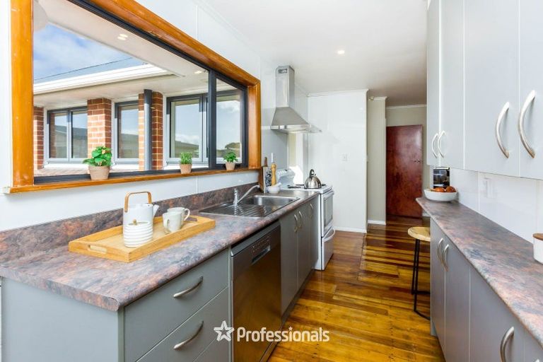 Photo of property in 63 Kashmir Avenue, Clouston Park, Upper Hutt, 5018