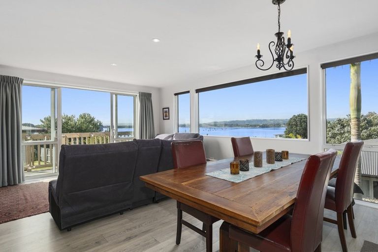 Photo of property in 115b Harbour View Road, Omokoroa, 3114