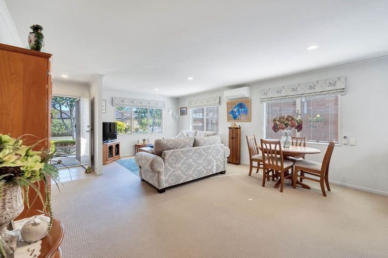 Photo of property in 69 Espalier Drive, Henderson, Auckland, 0612