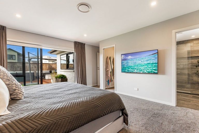 Photo of property in 33 Nellie Drive, Kumeu, 0810