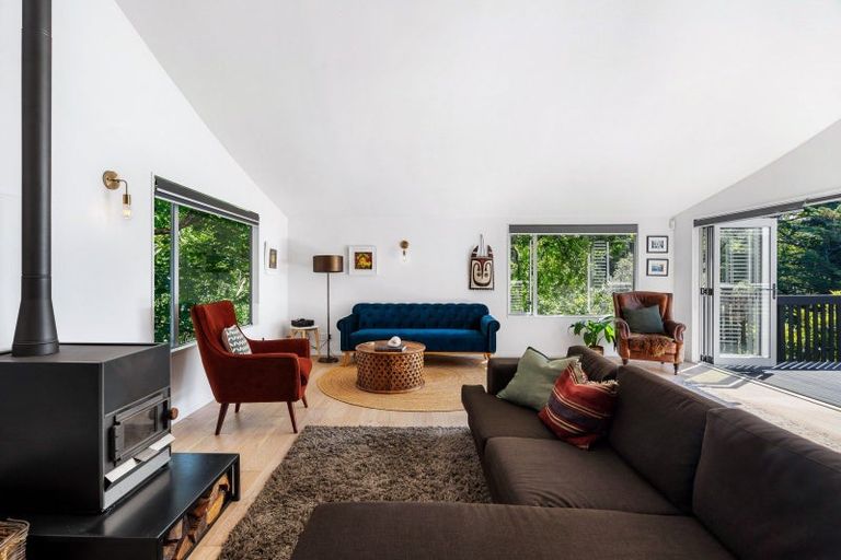 Photo of property in 35 Burns Road, Hospital Hill, Napier, 4110