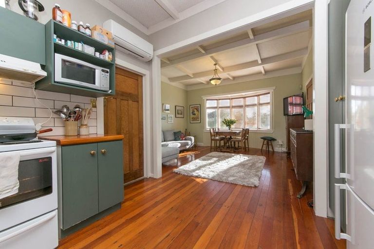 Photo of property in 7a Wattle Street, New Lynn, Auckland, 0600