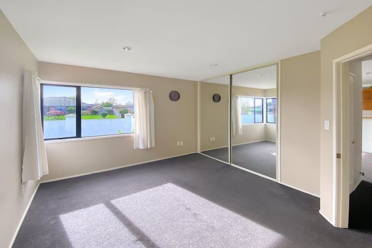 Photo of property in 14 Sudbury Court, Rototuna North, Hamilton, 3210