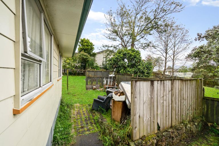 Photo of property in 16 Mckinstry Avenue, Mangere East, Auckland, 2024