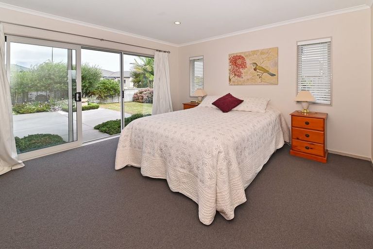 Photo of property in 9 Capriana Drive, Karaka, Papakura, 2113