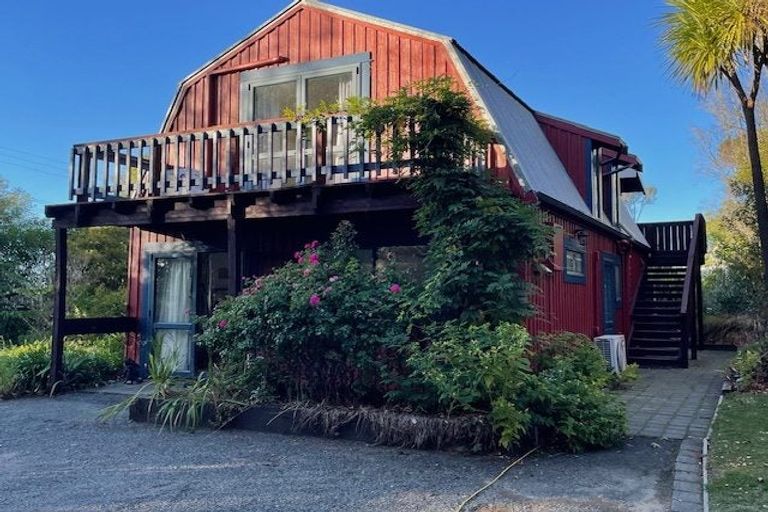 Photo of property in Atholwood Luxury Accommodation, 118 Bronte Road East, Bronte, Upper Moutere, 7173