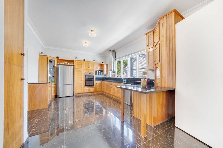 Photo of property in 3 Freyberg Avenue, Papatoetoe, Auckland, 2104