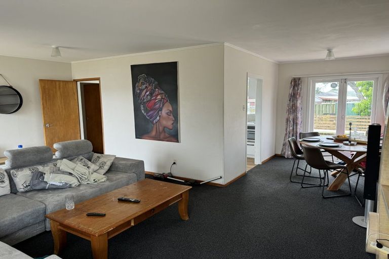 Photo of property in 42 Beeston Crescent, Manurewa, Auckland, 2102