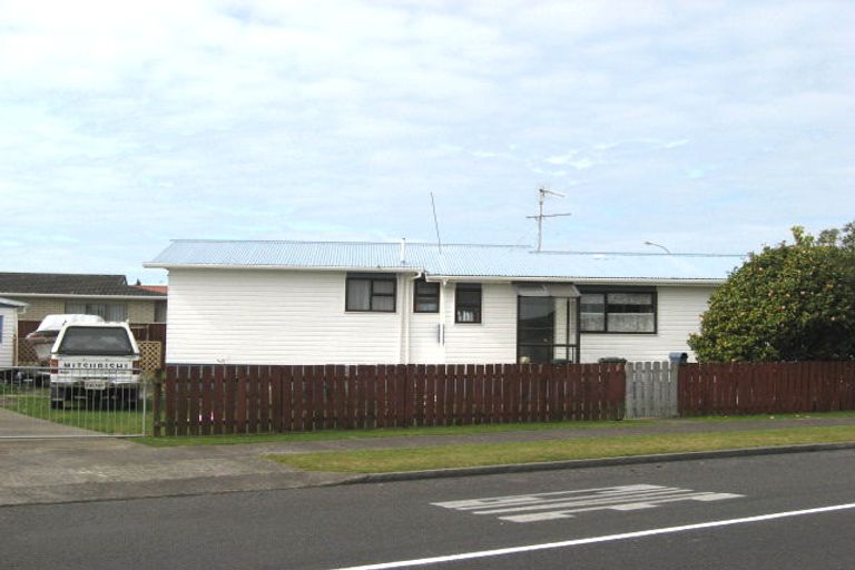 Photo of property in 2 Lantana Avenue, Bell Block, New Plymouth, 4312