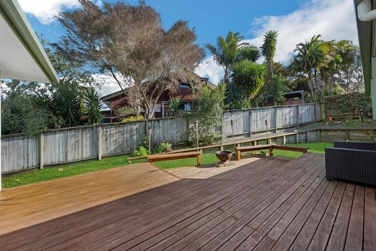 Photo of property in 41 Westpark Drive, West Harbour, Auckland, 0618