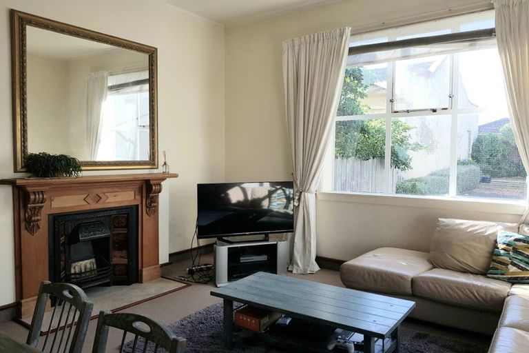 Photo of property in 5/37 Majoribanks Street, Mount Victoria, Wellington, 6011