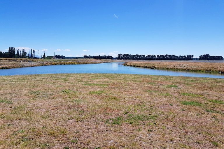 Photo of property in 137 Lake Hood Drive, Huntingdon, Ashburton, 7774